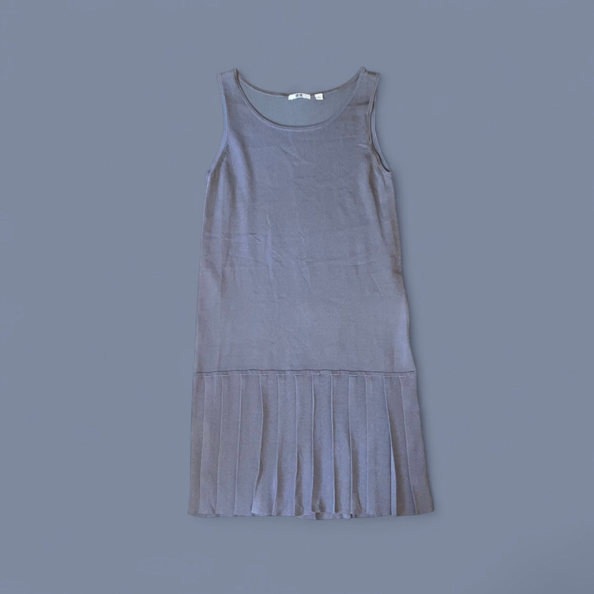 Uniqlo Gray Drop Waist Pleated Midi Dress