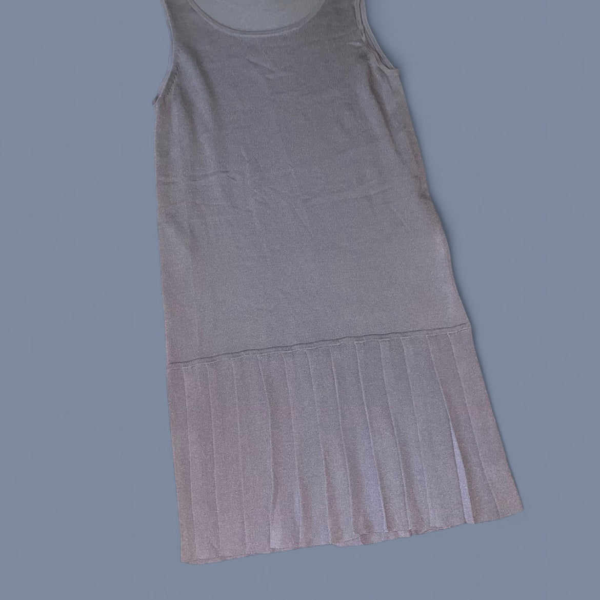Uniqlo Gray Drop Waist Pleated Midi Dress
